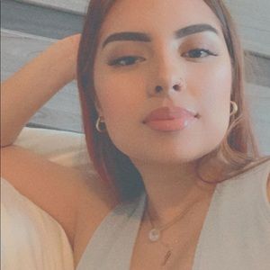 Meet your Posher, Keyla